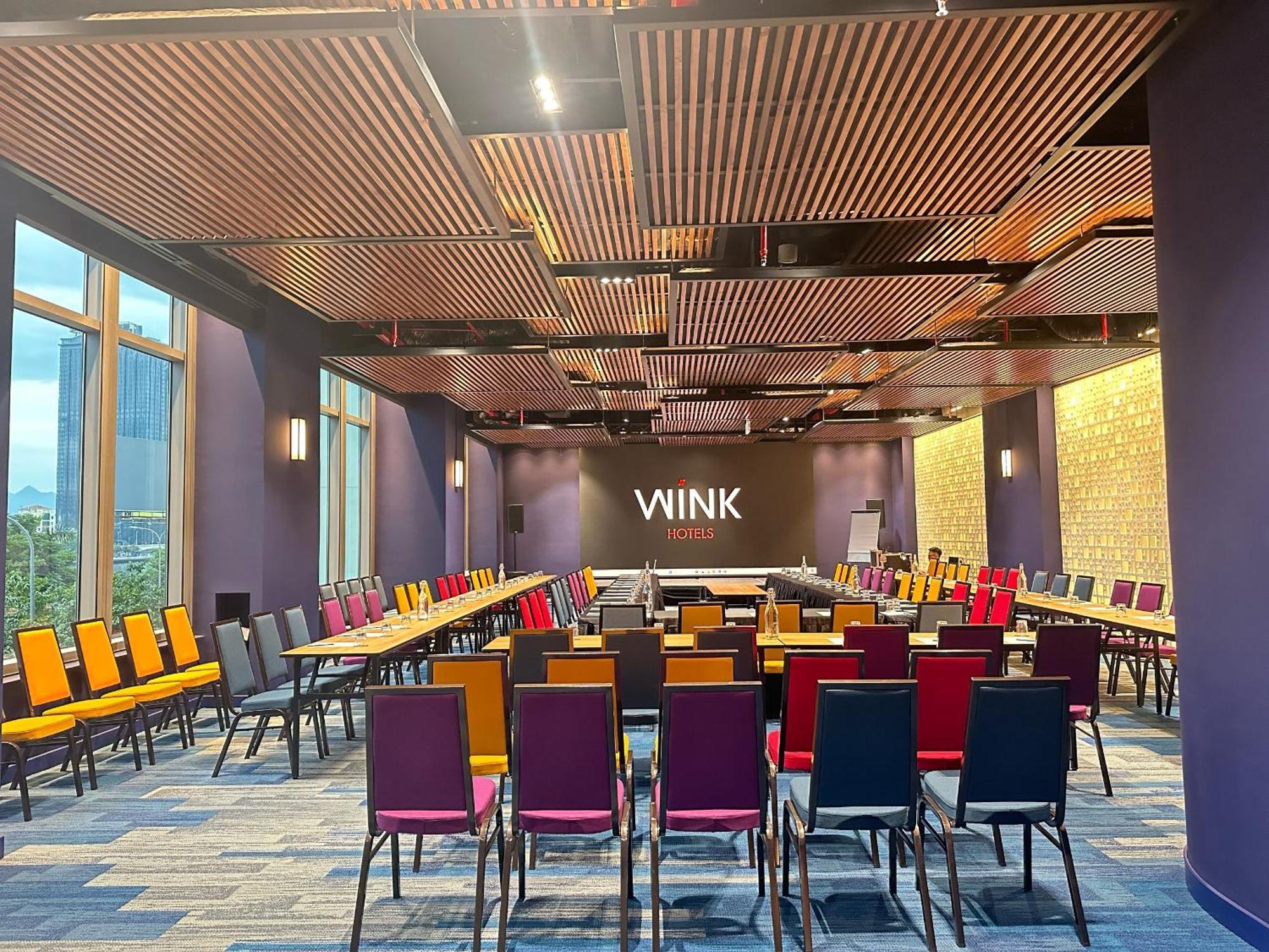Wink Icon Hotel Danang Riverside - Luxury Suites - 24Hrs Stay & Rooftop Pool Bar Экстерьер фото