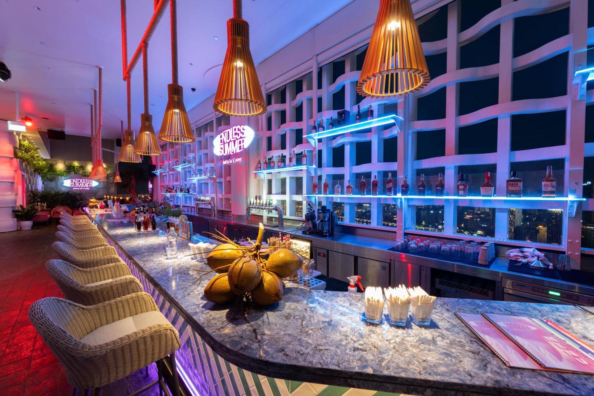 Wink Icon Hotel Danang Riverside - Luxury Suites - 24Hrs Stay & Rooftop Pool Bar Экстерьер фото